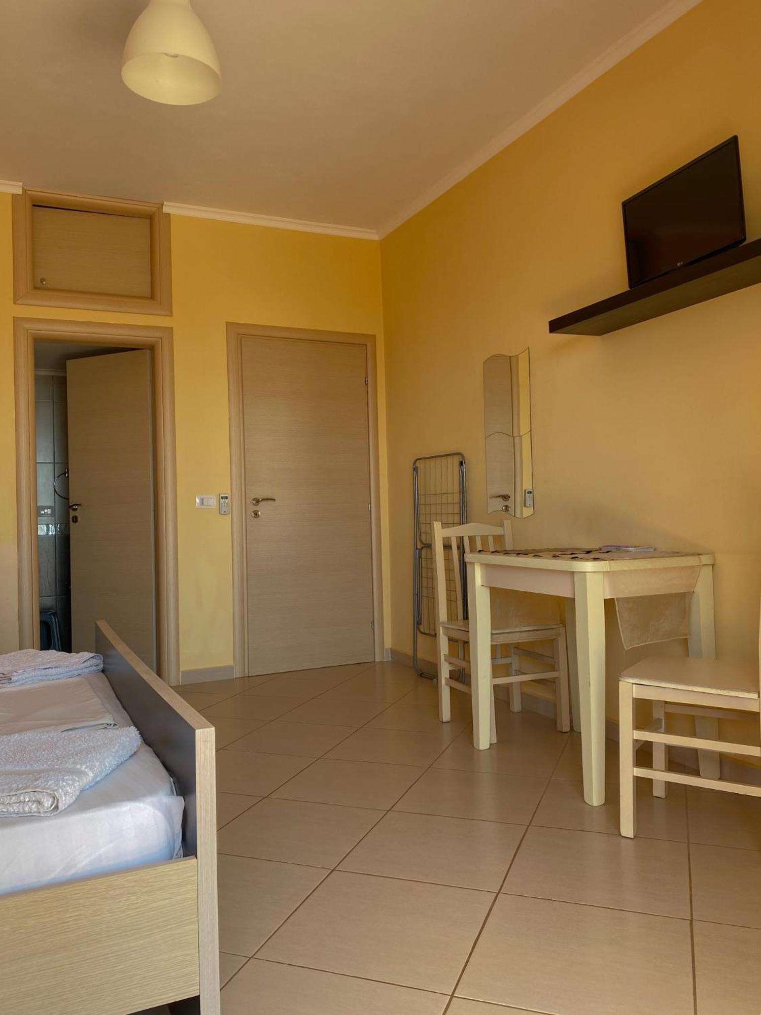 Dhori House Dhërmi Buitenkant foto
